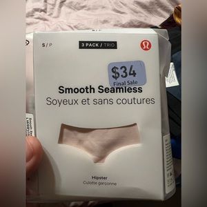 Lululemon Smooth Seamless Hipster 3 Pack size S
